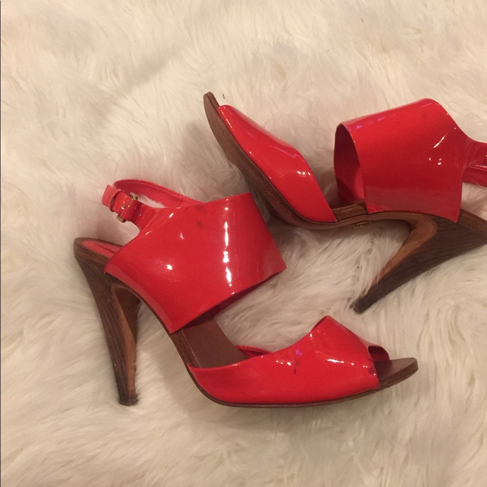 BCBG